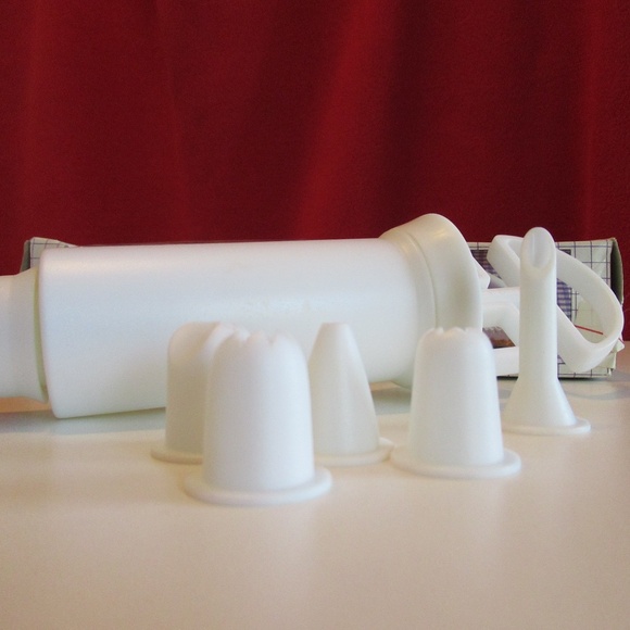 7 piece Icing Set - Picture 4 of 9